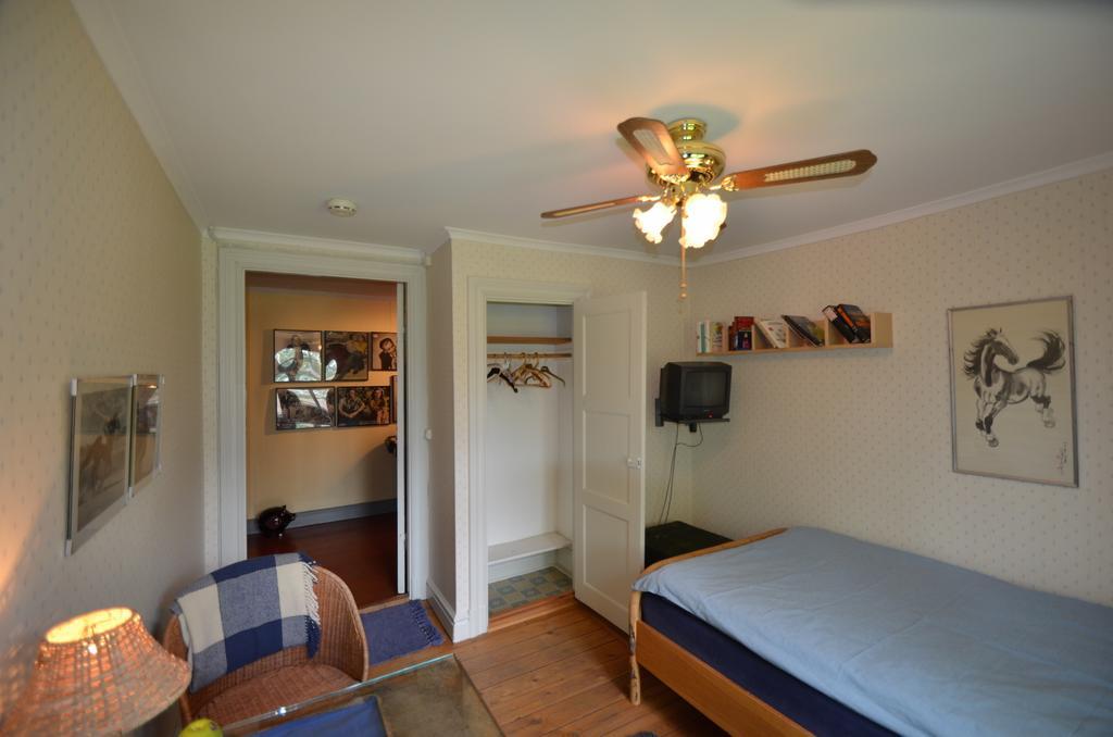 Broby Gard Hotel Märsta Стая снимка