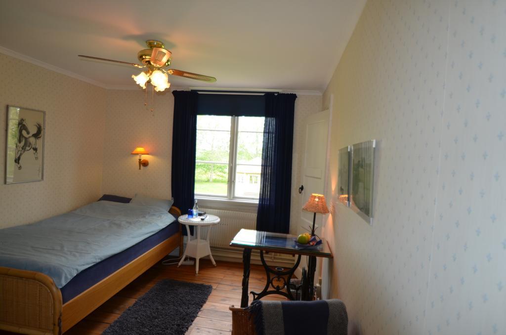 Broby Gard Hotel Märsta Стая снимка