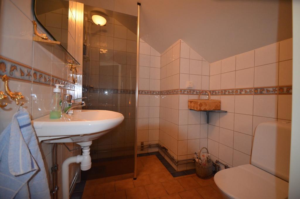 Broby Gard Hotel Märsta Стая снимка